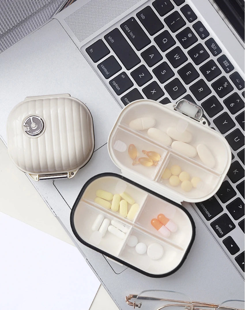 Alwafore Portable Pill Box Lightweight 7 Days Medicine Pill Organizer Sealed Storage Box Mini Pill Box