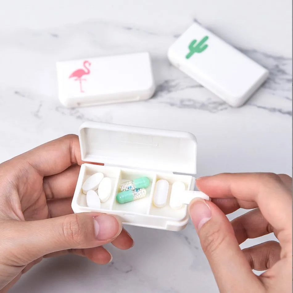 Creative Portable Three-compartment Small Pill Box Mini Pill Box Travel Medicine Dispensing Pill Box